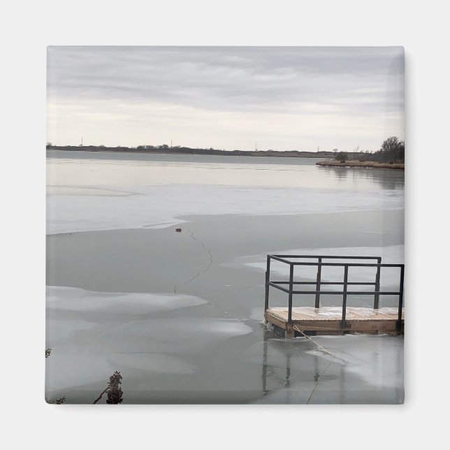 Frozen lake magnet (Front)