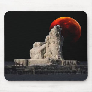 Frozen Lighthouse wit Eclipse Mouse Mat