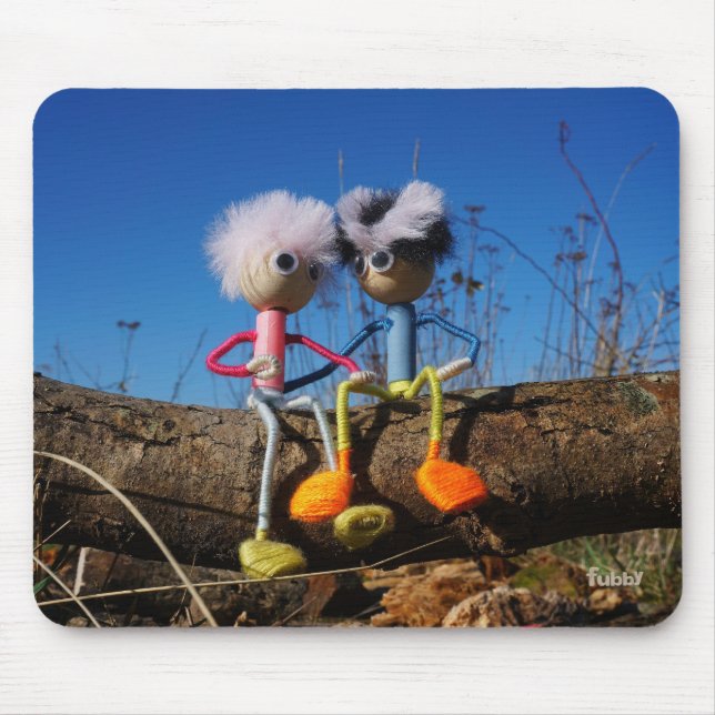 Fubby pair that's romantically in love. mouse mat (Front)