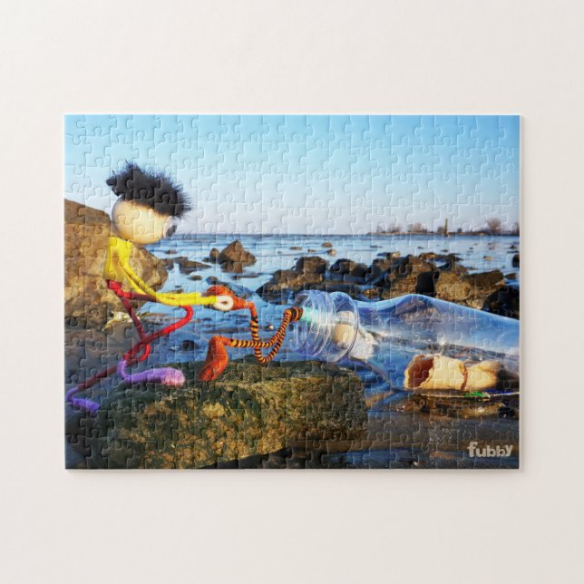 Fubby with bottle post on the coast. jigsaw puzzle (Horizontal)