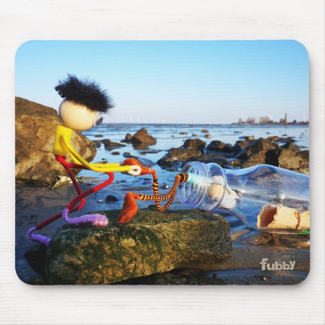 Fubby with bottle post on the coast. mouse mat (Front)