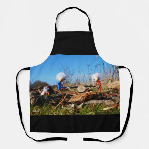 Fubby's who saw the trunk of tree. apron