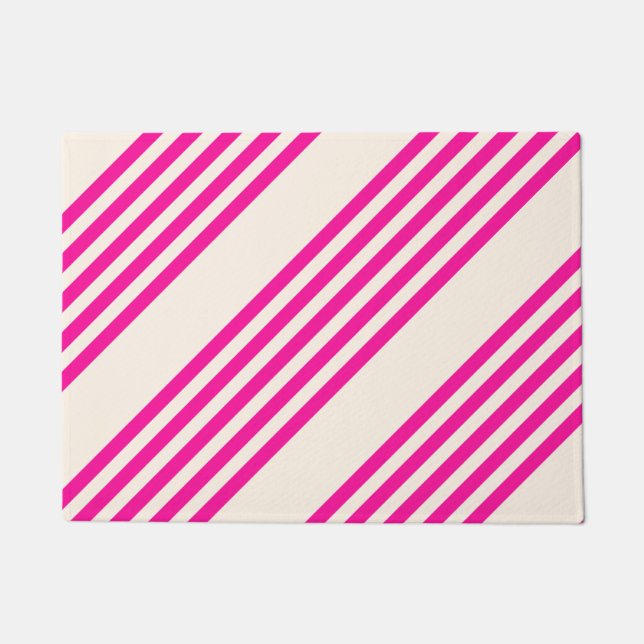 Fuchsia and beige five stripes pattern doormat (Front)