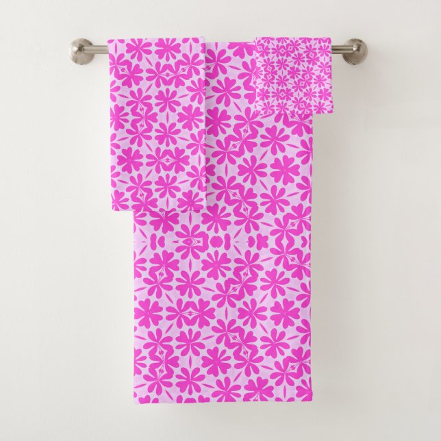 Fuchsia Flowers Bath Towel Set (Insitu)