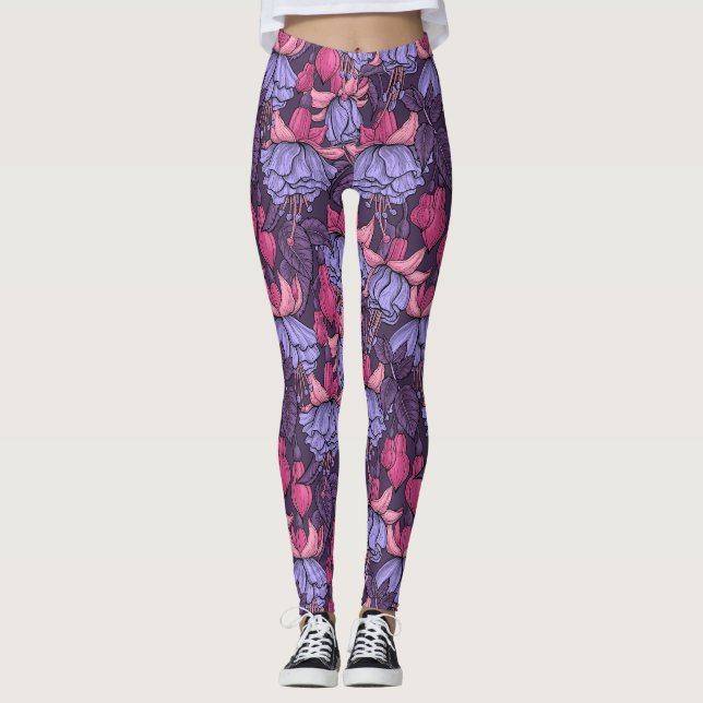 Fuchsia in pink and violet leggings (Front)