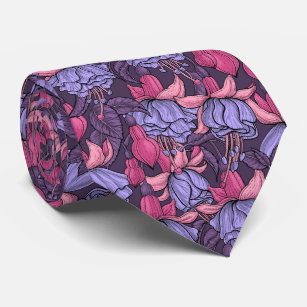 Fuchsia in pink and violet tie