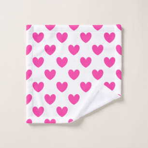 Fuchsia pink polka hearts on white wash cloth