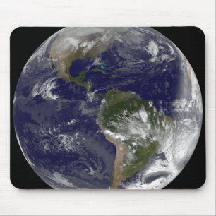 Full Earth showing North America and South Amer 5 Mouse Mat
