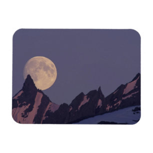 Full Moon Rises   Chugach Mountains Alaska Magnet