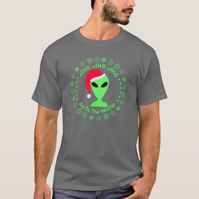 Fun Alien Santa Geek Humour Green Snowflakes Fun T-Shirt (Front)