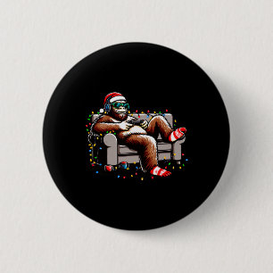 Fun Bigfoot Gamer Christmas Sasquatch Xmas Believe 6 Cm Round Badge