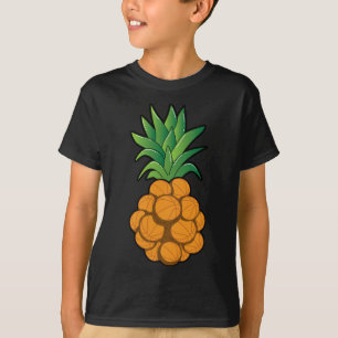 Fun cool basketball pineapple design - graphic art T-Shirt