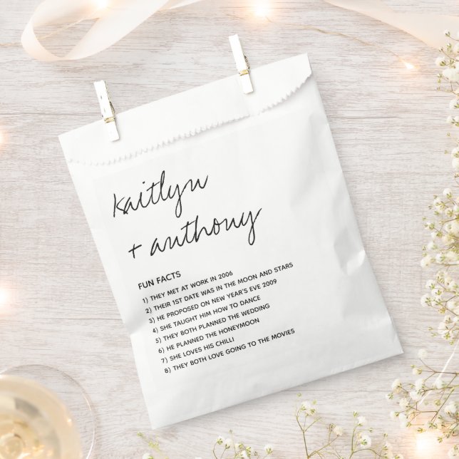 Fun Facts About The Newlyweds Modern Wedding Favour Bags (Clipped)