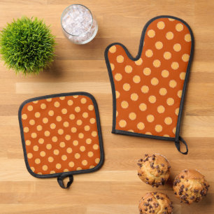 Fun Fall Seasonal polka dot pattern Oven Mitt & Pot Holder Set