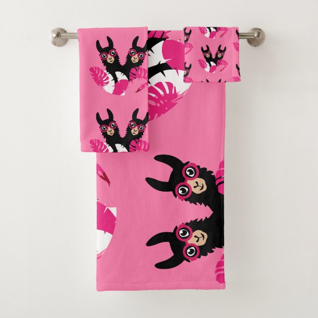 Fun Llama Alpaca Accessories Bath Towel Set (Insitu)