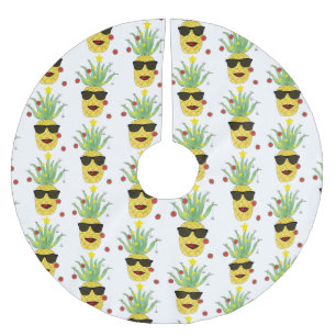 Fun Tropical Pineapple Pattern Brushed Polyester Tree Skirt