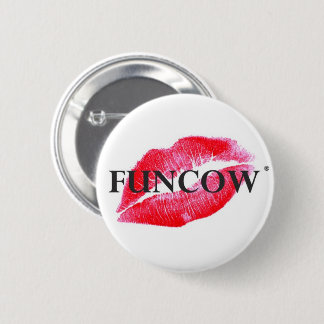 FUNCOW PINK KISS 6 CM ROUND BADGE