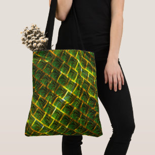 Fundo com imagem verde sob grade dourada? tote bag