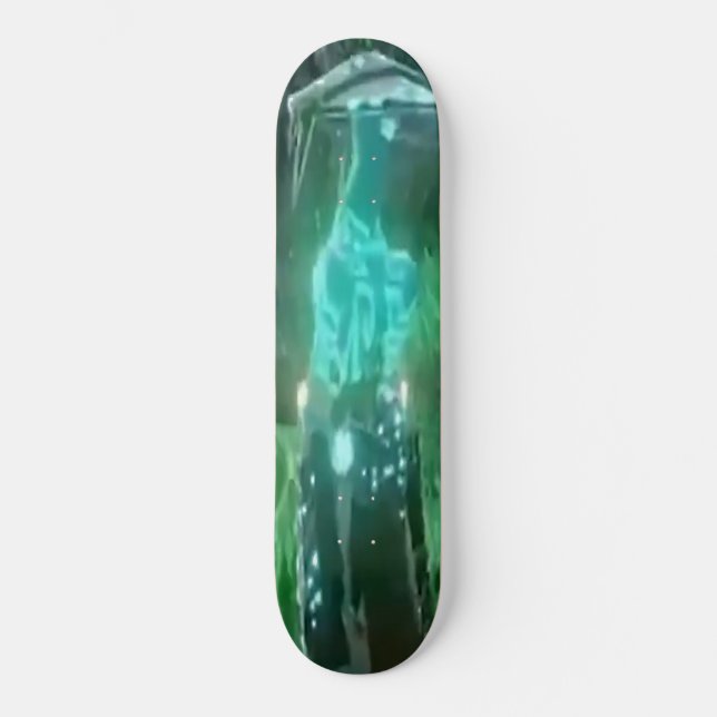 Funguru Skateboard (Front)