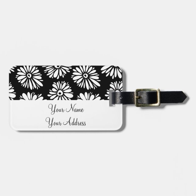 Funky Black and white flowers Luggage Tag (Front Horizontal)
