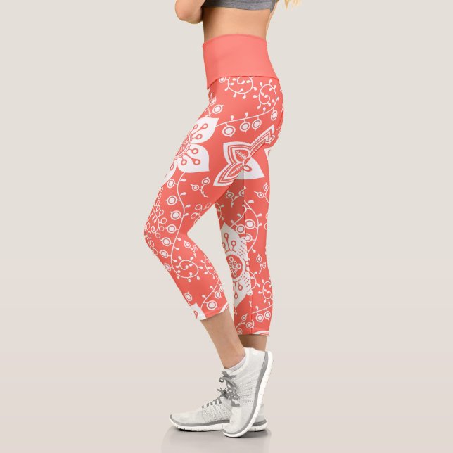 Funky Retro Cool Modern Flowers Art Pattern Capri Leggings (Left)