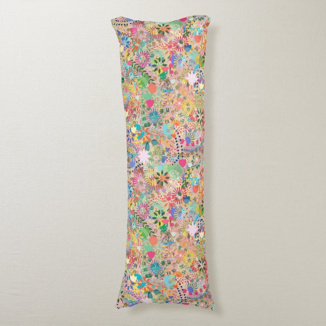 Funky starburst body cushion (Front Vertical)
