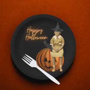 Funky Vintage Girl Witch Halloween Paper Plate