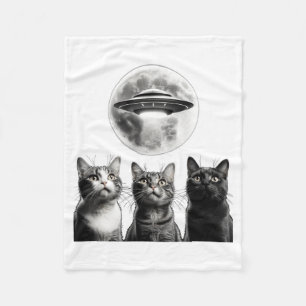 Funny 3 Scared Cats Moon Ufo Alien Earth Invasion Fleece Blanket