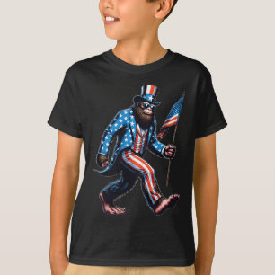 Funny 4th Of July Bigfoot Sasquatch American Flag T-Shirt