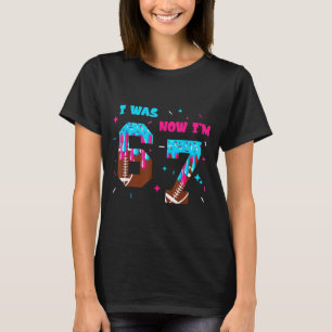 Funny 7 Year Old Birthday Football Ice Cream Drip  T-Shirt