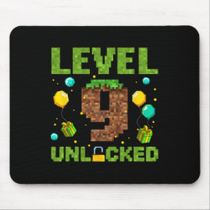 Funny 9th Birthday Boy Gamer Level 9 Unlocked Pixe Mouse Mat