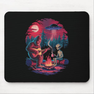 Funny Alien And Bigfoot Campfire Moon Ufo Adventur Mouse Mat