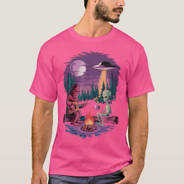 Funny Alien And Bigfoot Campfire Moon Ufo Adventur T-Shirt (Front)