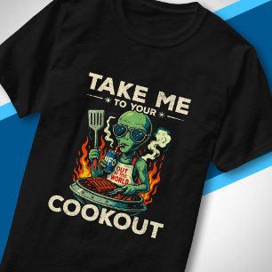 Funny Alien BBQ Cookout Retro UFO Space Grilling T-Shirt