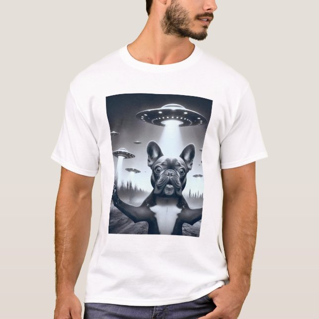 Funny Alien Dog UFO French Bulldog Selfie with T-Shirt (Front)
