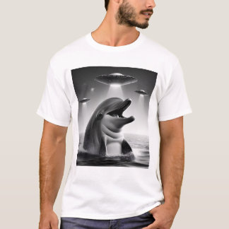 Funny Alien Dolphin UFO Racoon Selfie with UFOs T-Shirt