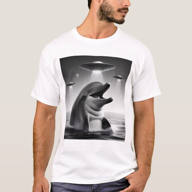 Funny Alien Dolphin UFO Racoon Selfie with UFOs T-Shirt (Front)