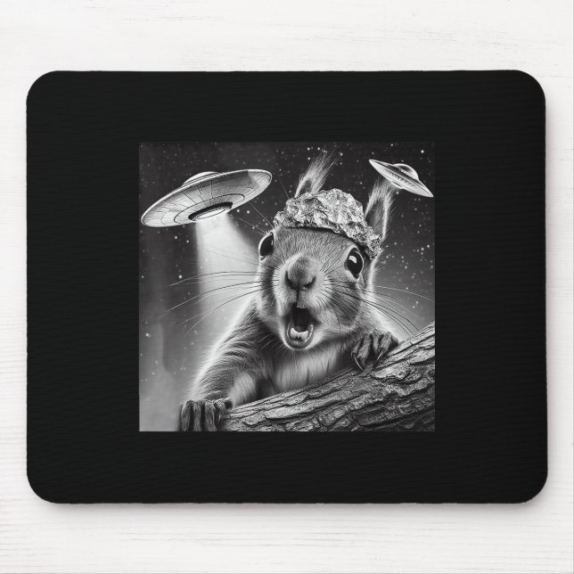 Funny Alien Squirrel Selfie With Alu Hat Ufo Encou Mouse Mat (Front)
