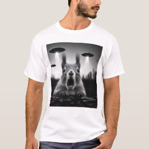 Funny Alien Squirrel UFO Racoon Selfie with UFOs T-Shirt