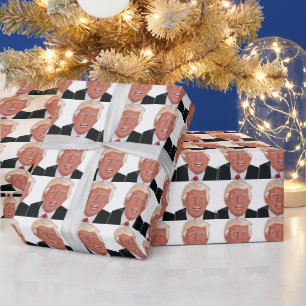 FUNNY ANGRY DONALD TRUMP CHRISTMAS WRAPPING PAPER