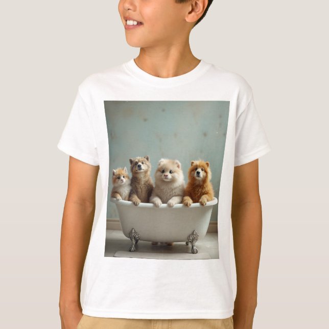 Funny animals in bathtub T-Shirt (Front)