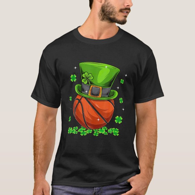 Funny Basketball Ball Leprechaun Hat St Patricks D T-Shirt (Front)