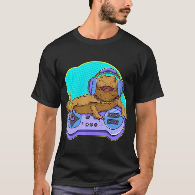 Funny Bearded Dragon Gamer Computer Game Player Li T-Shirt (Front)