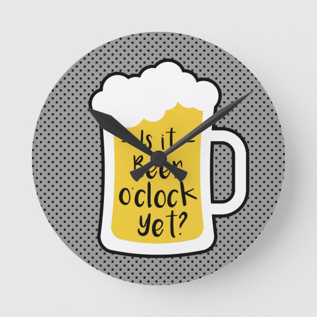 Funny Beer O'Clock Round Clock (Front)