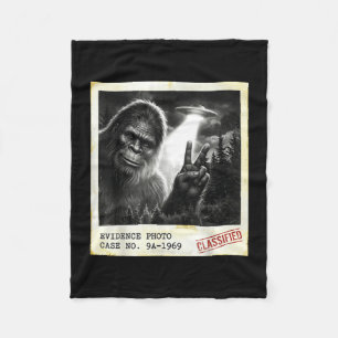 Funny bigfoot alien ufo vintage evidence photo  fleece blanket