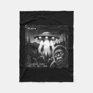Funny bigfoot alien ufo vintage evidence photo fleece blanket