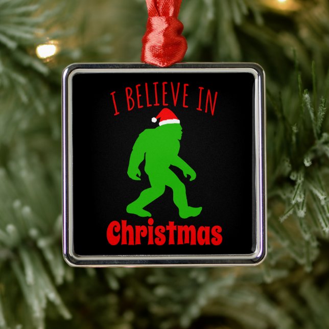 Funny Bigfoot I Believe In Christmas     Metal Tree Decoration (Tree)