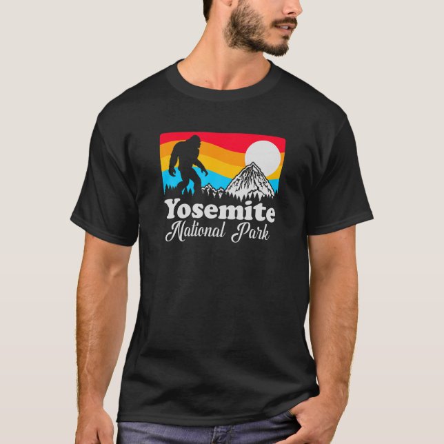 Funny Bigfoot Retro Yosemite National Park Gag Gif T-Shirt (Front)