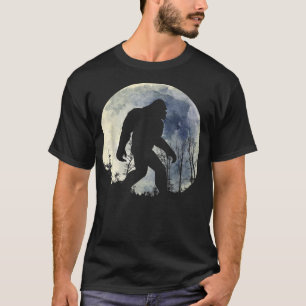 funny bigfoot sasquatch full moon T-Shirt