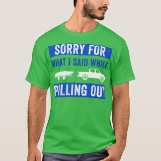 Funny Boating Design for Men Captain Boat Pulling T-Shirt
